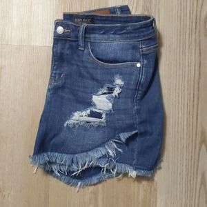 EUC Judy Blue Tulip Hem Destroyed shorts size L